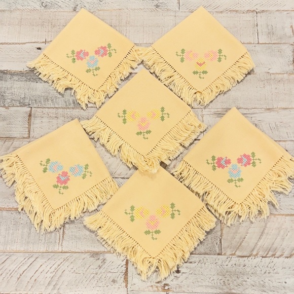 Hand Crafted Other - HANDMADE CROCHET FRINGE FARMHOUSE COTTAGECORE NAPKINS SET OF 6